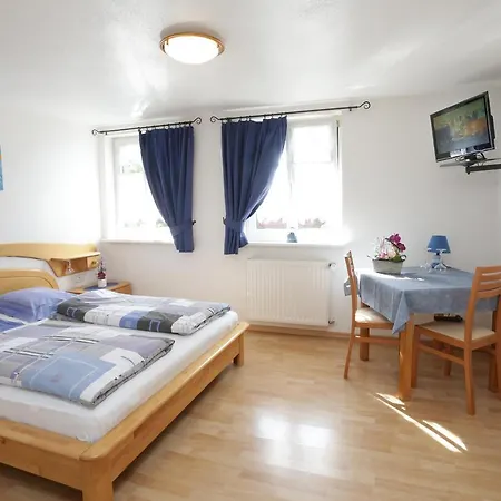 Sylvie Fahrer Et Fils Bed & Breakfast