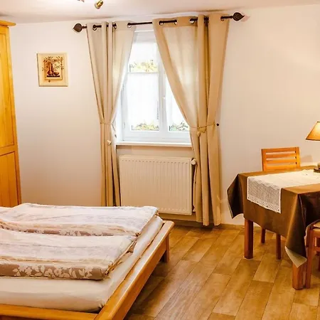 Sylvie Fahrer Et Fils B&B 상띠뽈리뜨